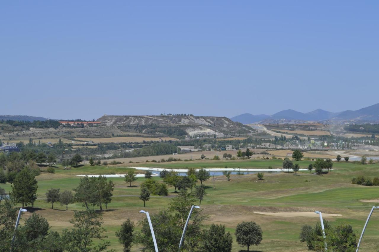 Apartamento Las Margas Golf Pirineo Aragones Sabiñánigo Екстериор снимка